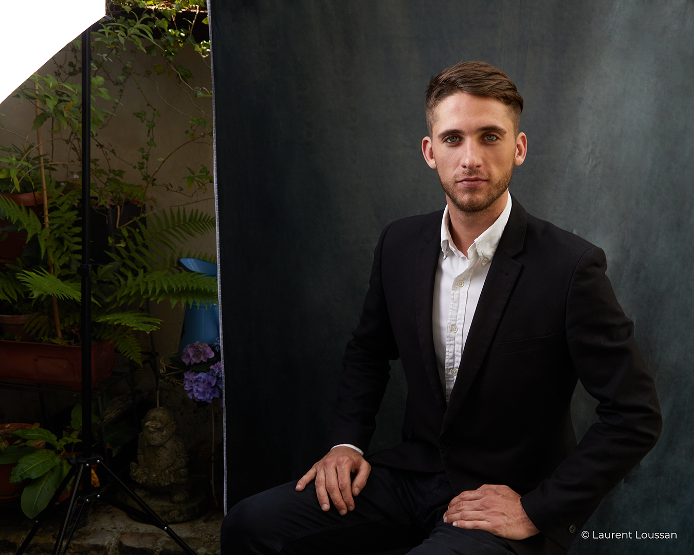 Portrait Corporate Roman Outfoor photo studio portrait corporate branding @laurentloussan